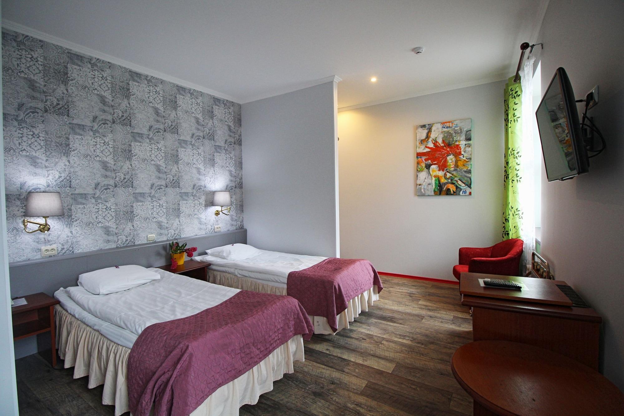 Nb Hotel With Free Parking Riga Eksteriør billede