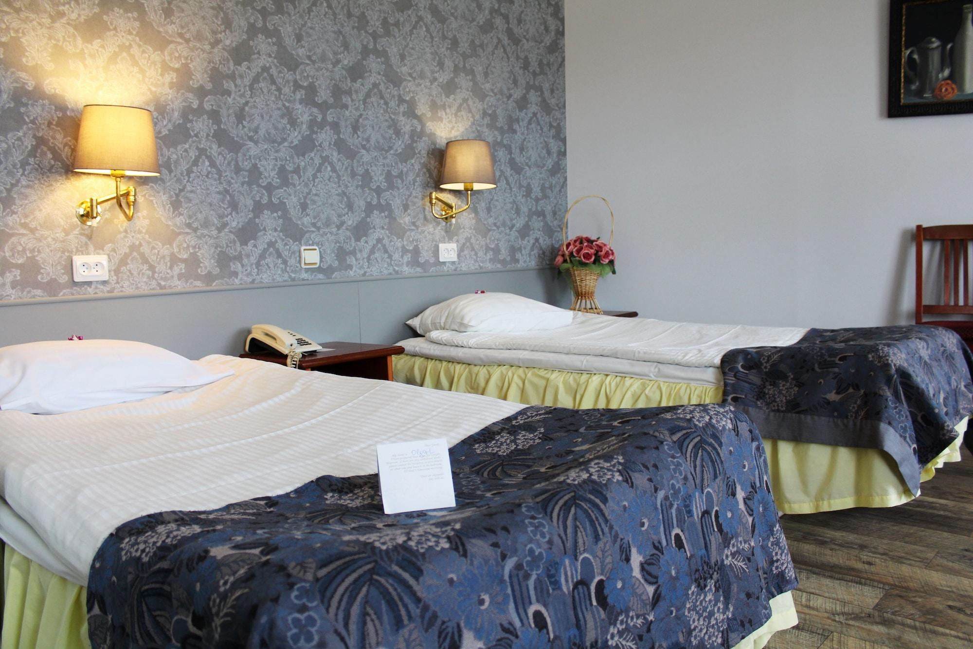 Nb Hotel With Free Parking Riga Eksteriør billede